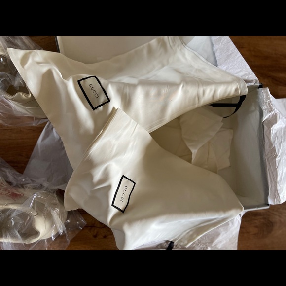 BRAND NEW GUCCI SHOES - Picture 4 of 5